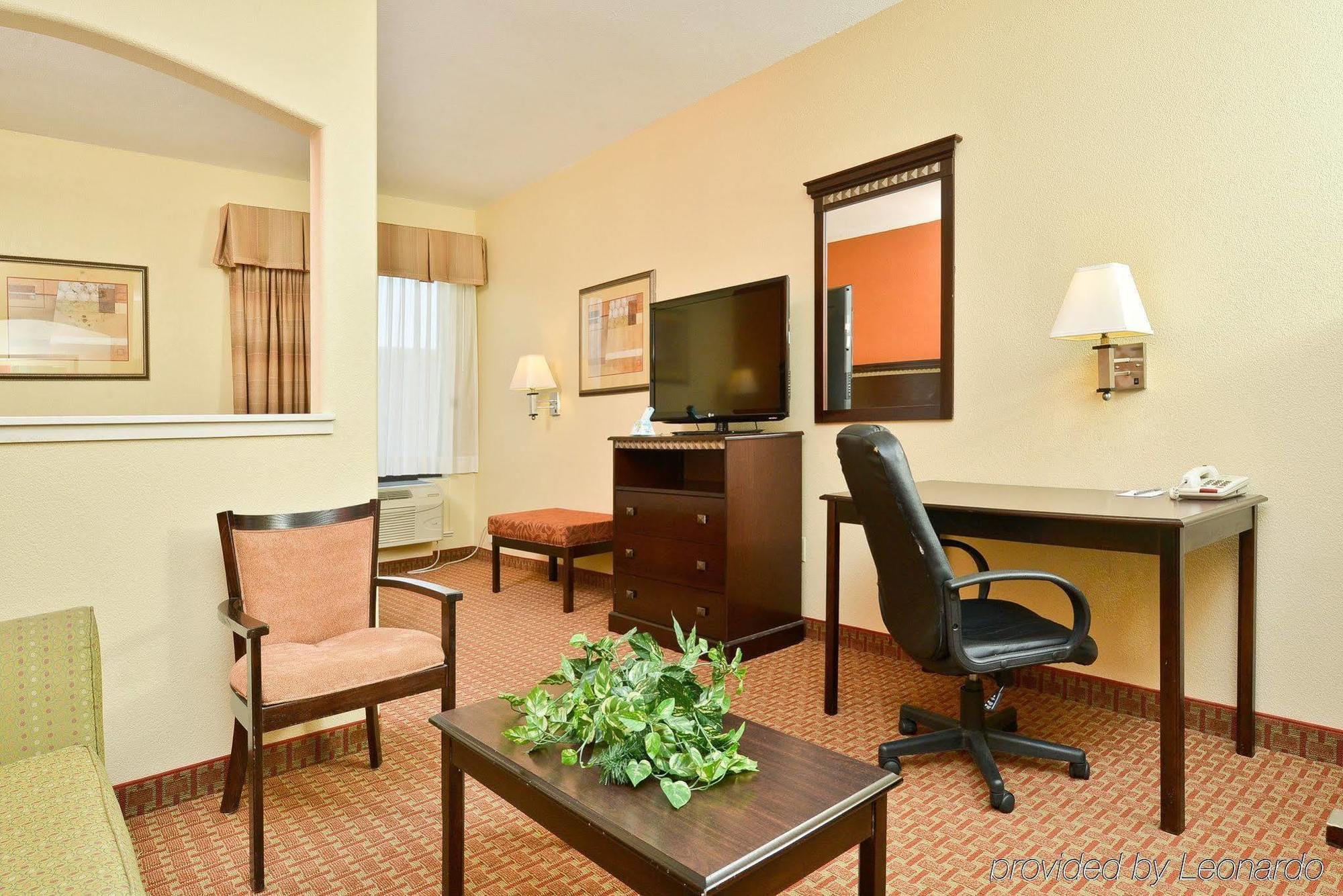 Best Western Plus North Houston Inn & Suites Westfield Exterior photo