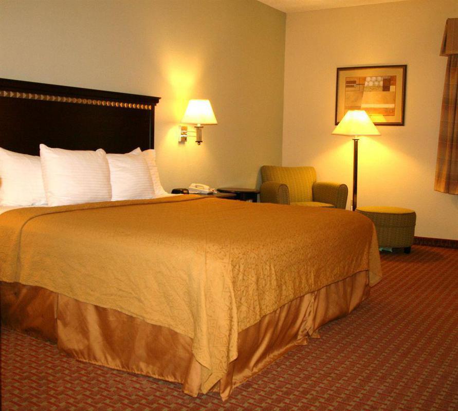 Best Western Plus North Houston Inn & Suites Westfield Room photo
